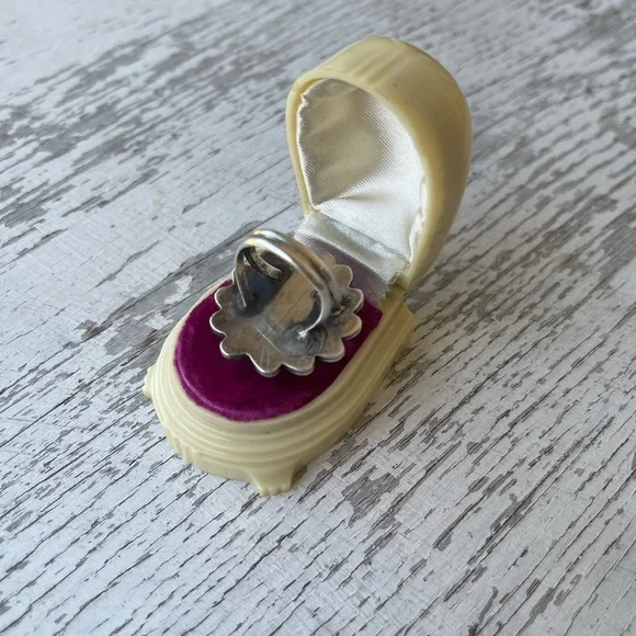 Incredible lime green turquoise ring - Picture 6 of 9